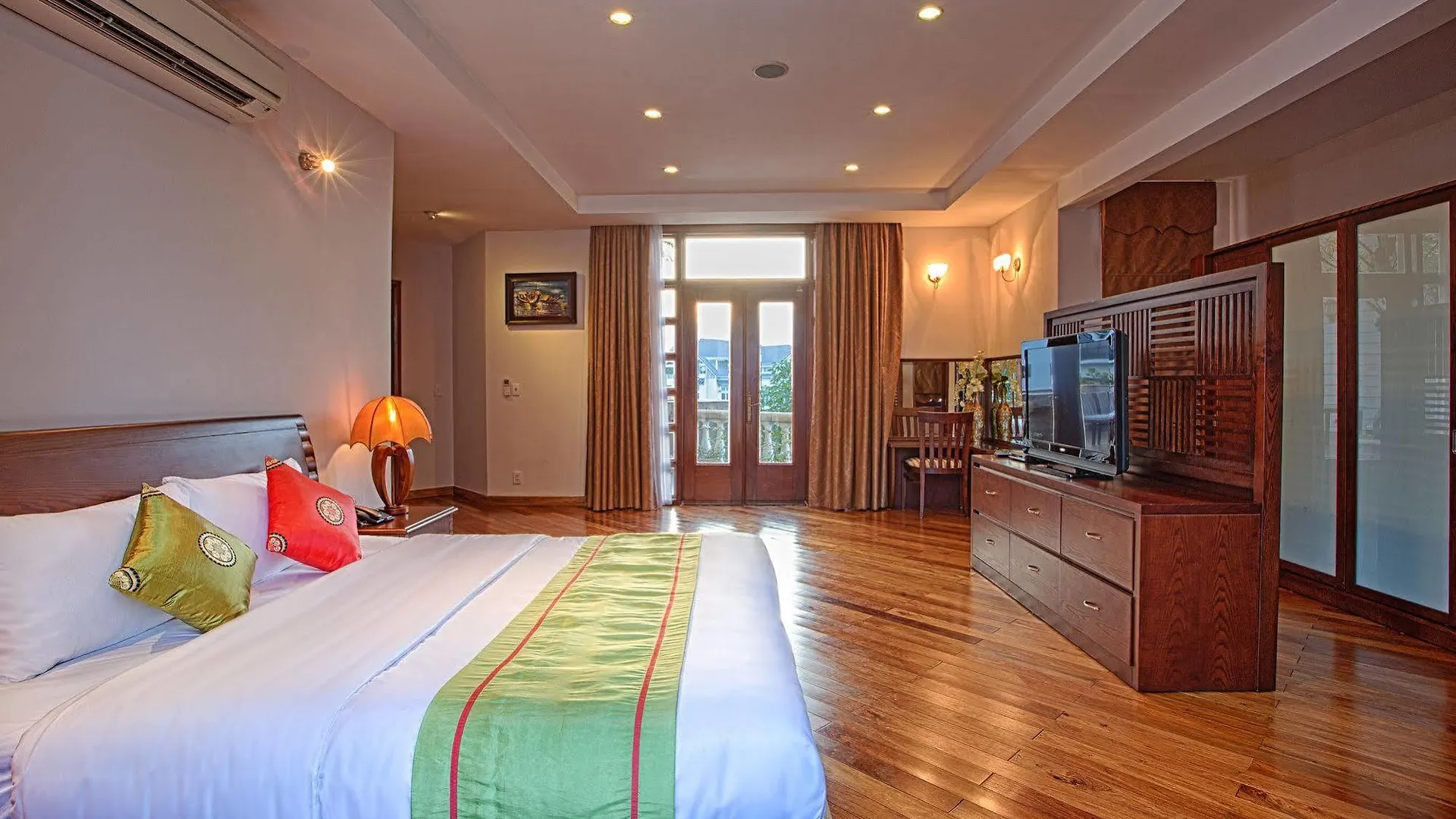 *** Hotel Water Lily Villa Da Nang Vietnam